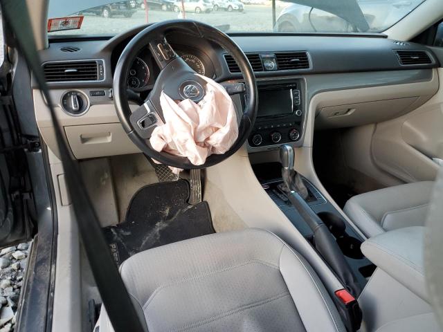 Photo 8 from auction – 2015 VOLKSWAGEN PASSAT S with VIN 1VWAT7A3XFC116758