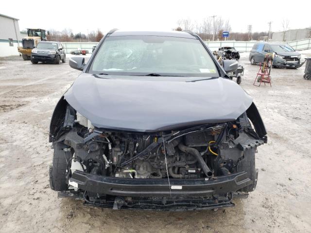 Photo 5 from auction – 2018 HYUNDAI SANTA FE S with VIN 5NMZU3LB8JH097119