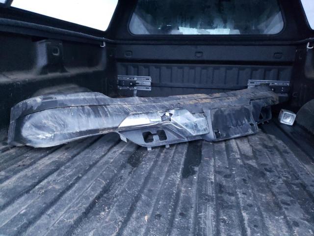 Zdjęcie 12 z aukcji – 2018 CHEVROLET SILVERADO z VIN 3GCUKREC2JG375369