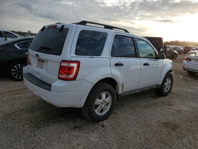 Photo 3 from auction – 2011 FORD ESCAPE XLT with VIN 1FMCU0D71BKC54392