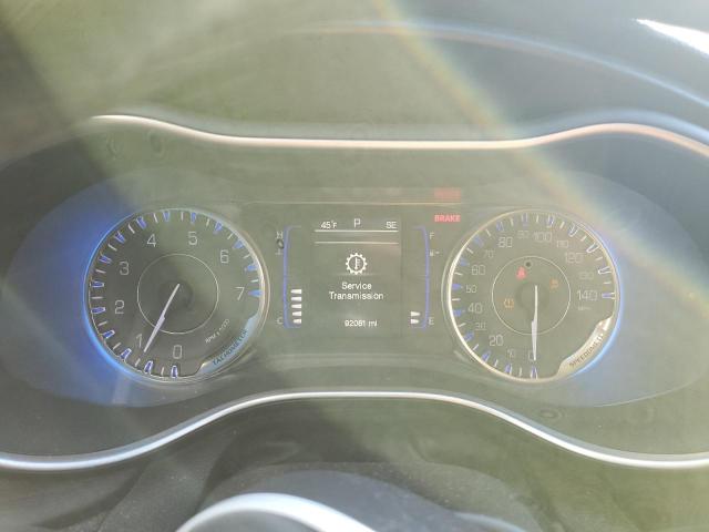 Photo 9 from auction – 2015 CHRYSLER 200 LIMITE with VIN 1C3CCCAB5FN709402
