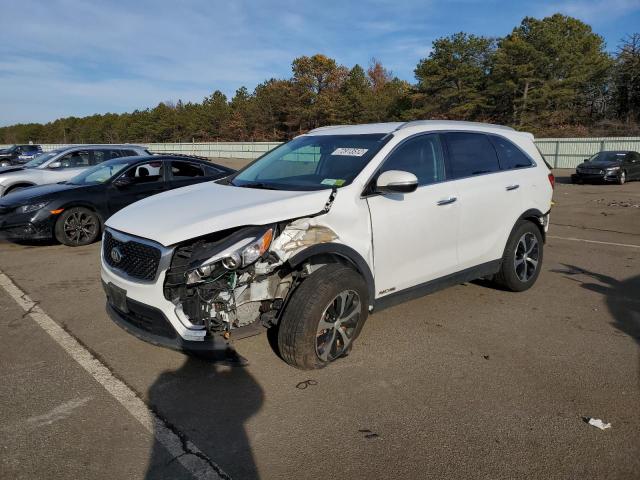 KIA SORENTO EX 2018 with VIN 5XYPHDA55JG366508 - Photo from auction