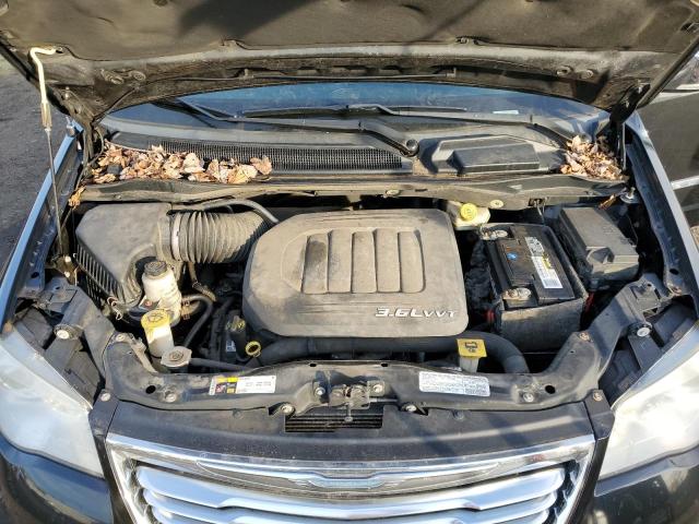 Photo 12 from auction – 2013 CHRYSLER TOWN & COU with VIN 2C4RC1GG2DR690076