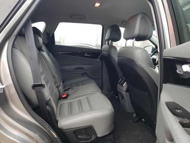 Photo 11 from auction – 2016 KIA SORENTO EX with VIN 5XYPHDA54GG005599