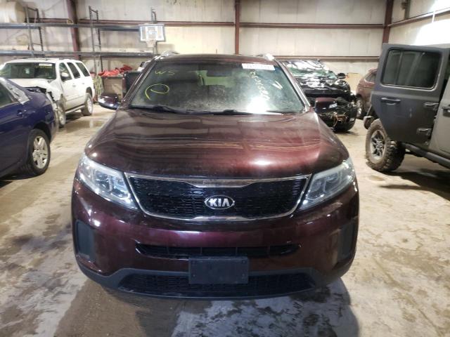 Photo 5 from auction – 2015 KIA SORENTO LX with VIN 5XYKTDA77FG646514