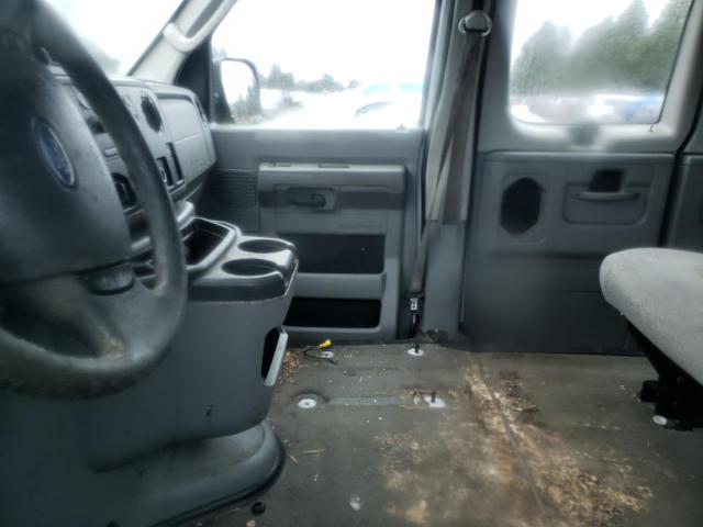 Photo 7 from auction – 2009 FORD ECONOLINE with VIN 1FBSS31L19DA57704