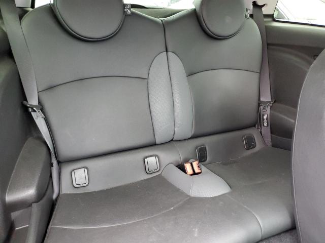 Photo 10 from auction – 2010 MINI COOPER S with VIN WMWMF7C5XATZ34440