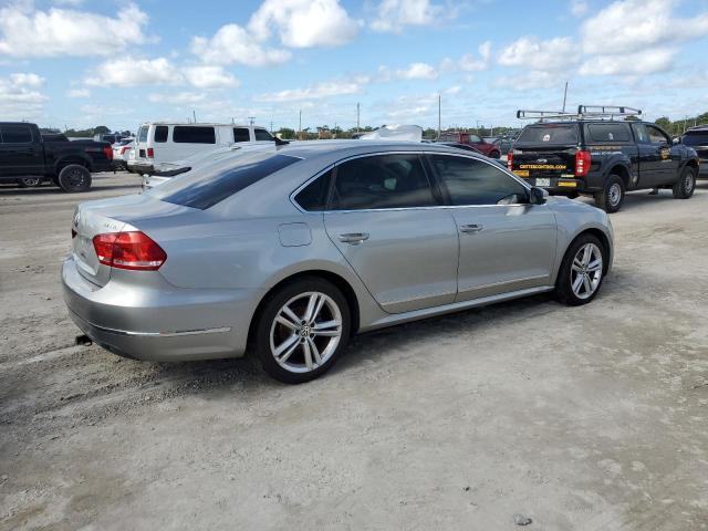Photo 3 from auction – 2014 VOLKSWAGEN PASSAT SEL with VIN 1VWCN7A30EC072805