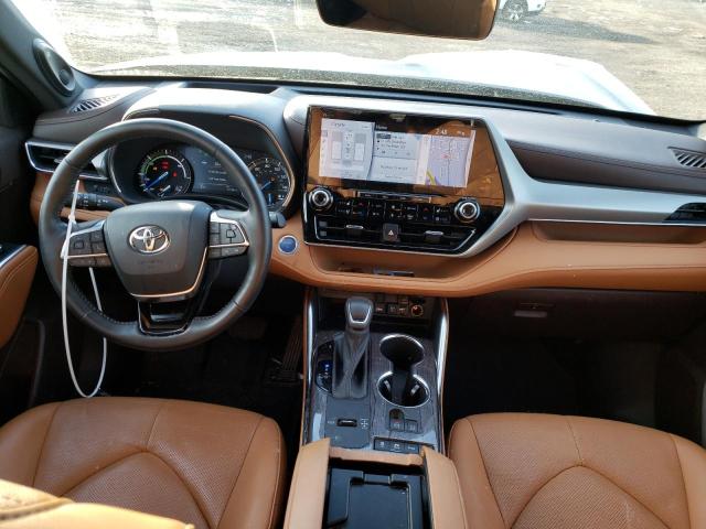 Photo 8 from auction – 2021 TOYOTA HIGHLANDER with VIN 5TDEBRCH0MS026624