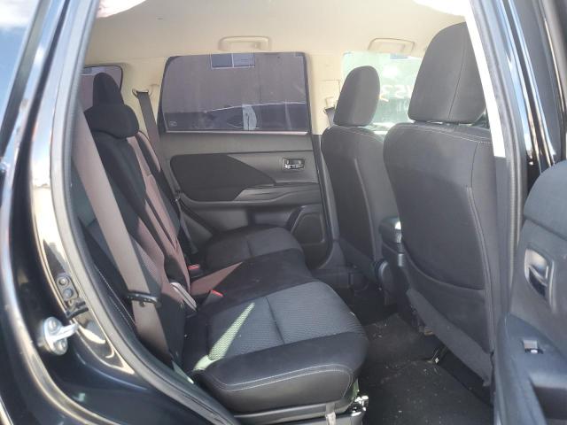 Photo 11 from auction – 2018 MITSUBISHI OUTLANDER with VIN JA4AD3A31JZ002172