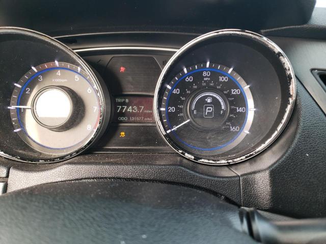 Photo 9 from auction – 2014 HYUNDAI UK with VIN 5NPEB4AC2EH907892