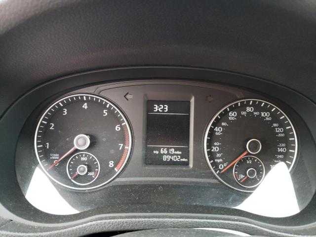 Photo 9 from auction – 2014 VOLKSWAGEN PASSAT S with VIN 1VWAT7A32EC090820