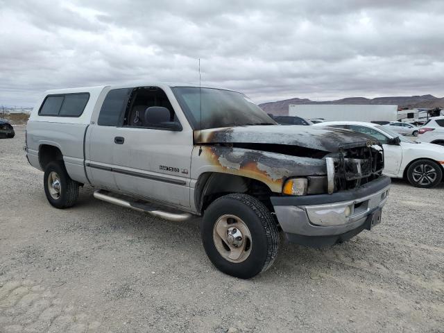 Photo 4 from auction – 2000 DODGE RAM 1500 with VIN 3B7HF13Z3YG104779