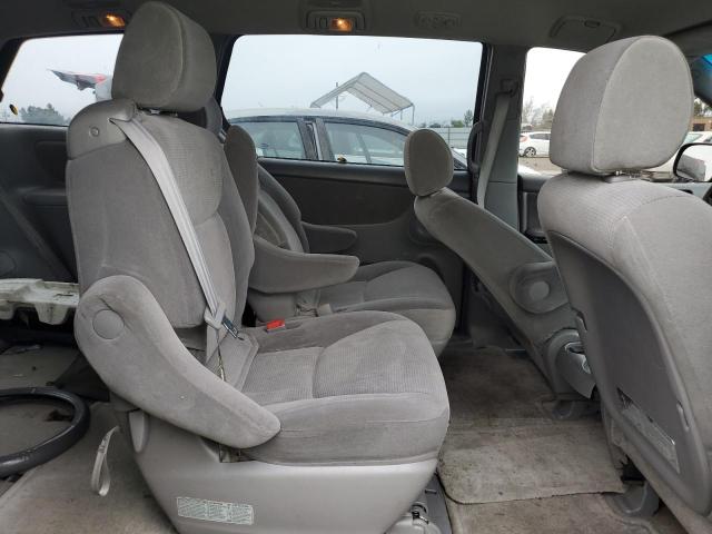 Photo 11 from auction – 2005 TOYOTA SIENNA CE with VIN 5TDZA23CX5S264806