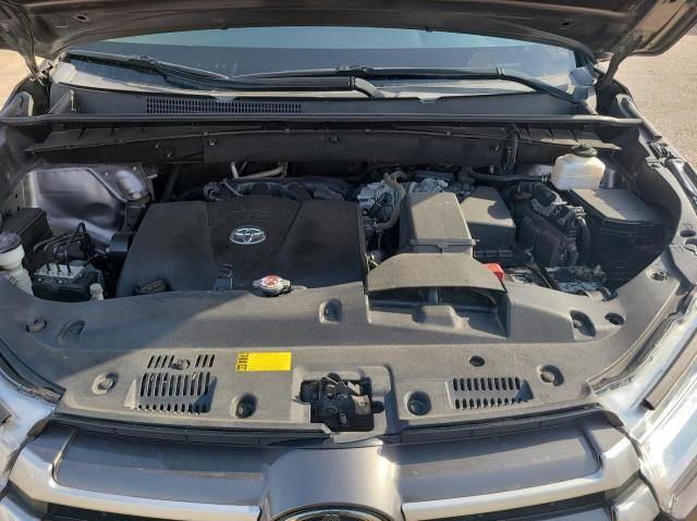 Photo 7 from auction – 2019 TOYOTA HIGHLANDER with VIN 5TDZZRFHXKS341694