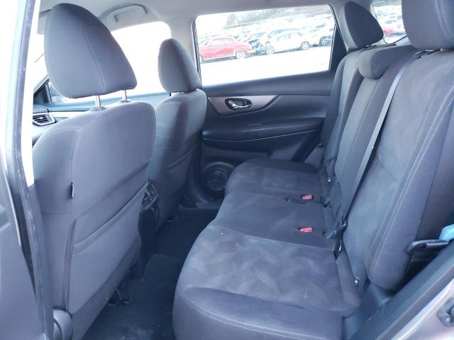 Photo 11 from auction – 2016 NISSAN ROGUE S with VIN KNMAT2MV1GP632665