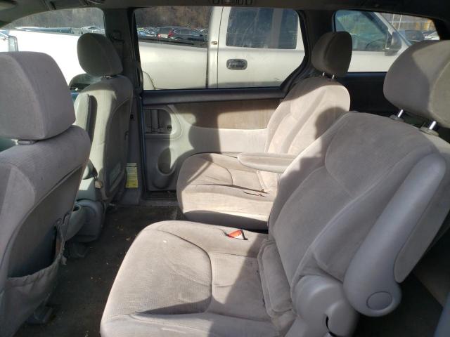 Photo 11 from auction – 2004 TOYOTA SIENNA CE with VIN 5TDZA23C14S181182