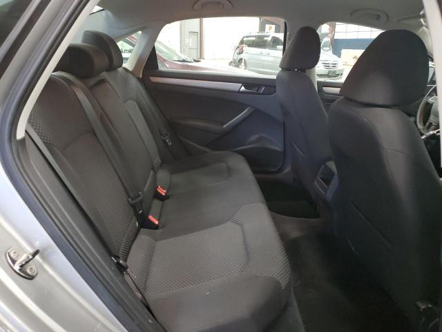 Photo 10 from auction – 2012 VOLKSWAGEN PASSAT S with VIN 1VWAP7A36CC035756