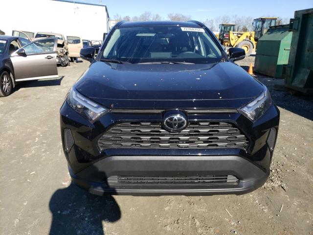 Photo 5 from auction – 2022 TOYOTA RAV4 XLE with VIN 2T3W1RFV1NC191365