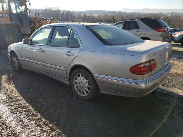 Photo 2 from auction – 2000 MERCEDES-BENZ E 320 with VIN WDBJF65J5YB157030
