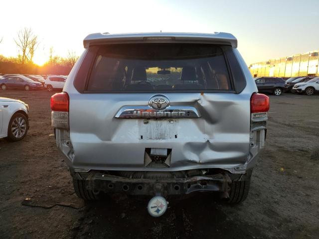 Photo 6 from auction – 2010 TOYOTA 4RUNNER SR with VIN JTEBU5JR7A5017109