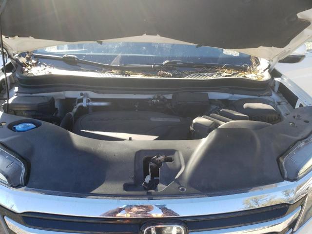 Photo 12 from auction – 2016 HONDA PILOT TOUR with VIN 5FNYF5H91GB051939