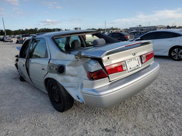 Photo 2 from auction – 2000 TOYOTA CAMRY CE with VIN 4T1BG22K8YU011469