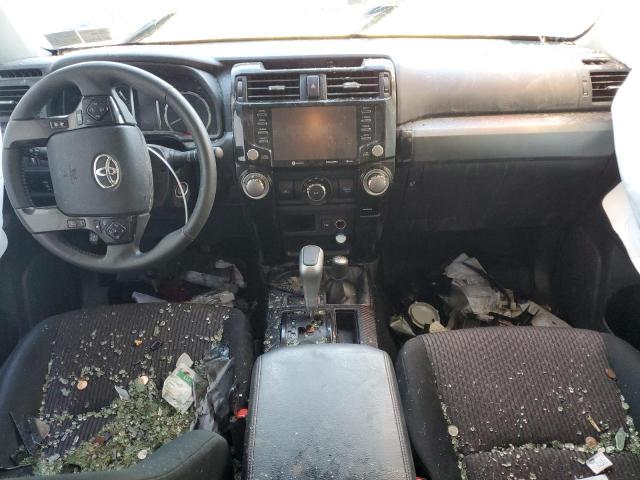 Photo 8 from auction – 2020 TOYOTA 4RUNNER SR with VIN JTEBU5JR2L5782022