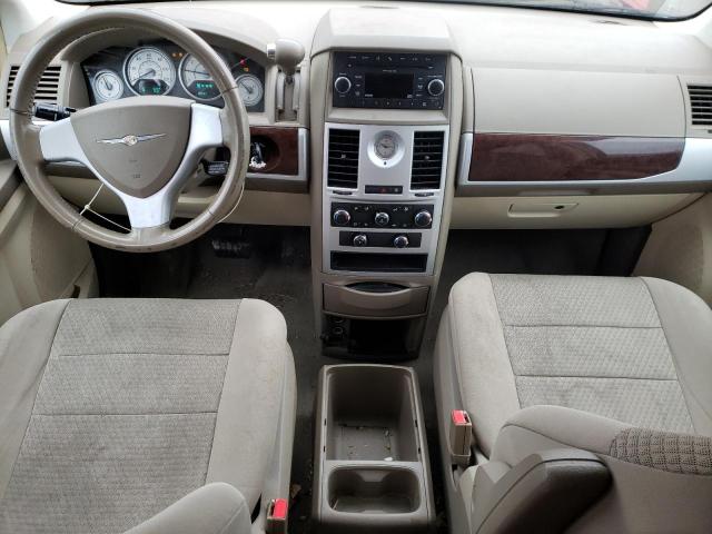Photo 8 from auction – 2010 CHRYSLER TOWN & COU with VIN 2A4RR5D12AR150285