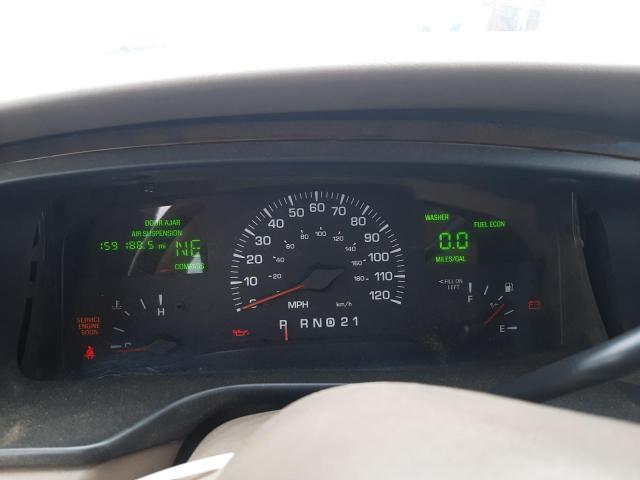 Photo 9 from auction – 2000 LINCOLN TOWN CAR C with VIN 1LNHM83W2YY796751