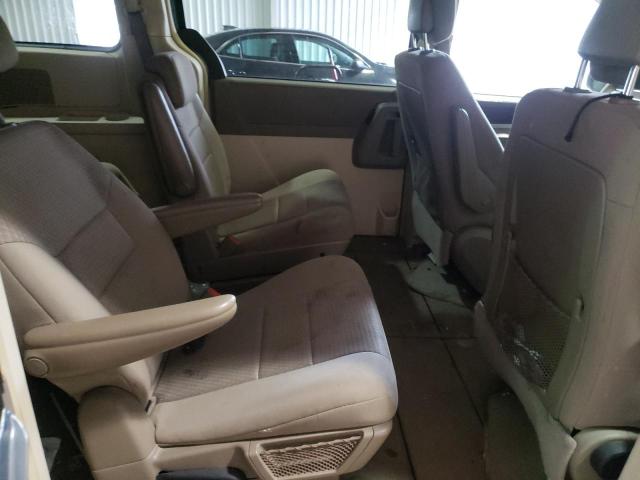 Photo 11 from auction – 2010 CHRYSLER TOWN & COU with VIN 2A4RR5D17AR493609