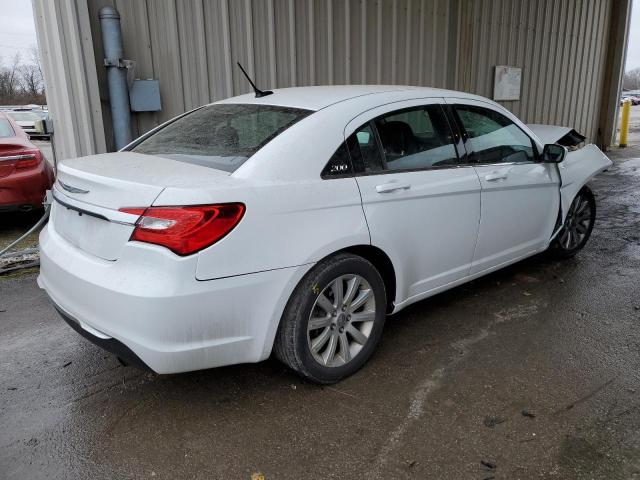 Photo 3 from auction – 2014 CHRYSLER 200 TOURIN with VIN 1C3CCBBB9EN120215