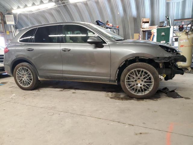 Photo 4 from auction – 2014 PORSCHE CAYENNE with VIN WP1AA2A26ELA90577