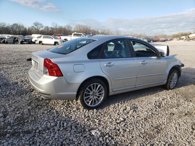Photo 3 from auction – 2011 VOLVO S40 T5 with VIN YV1672MS2B2546572