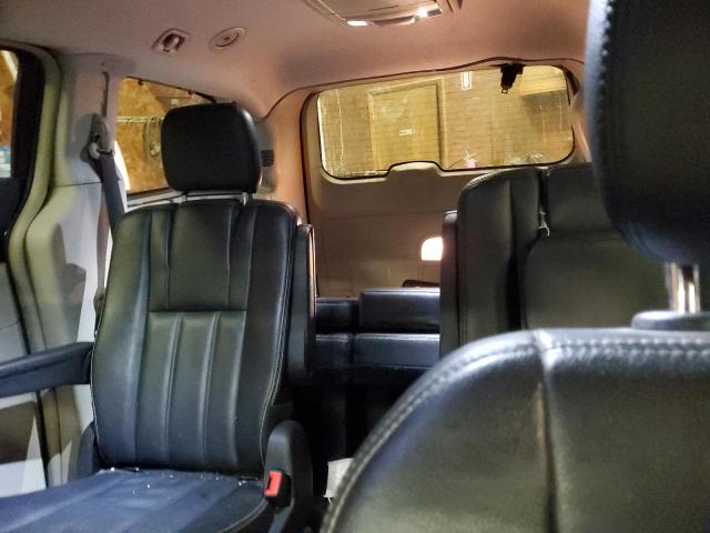 Photo 10 from auction – 2014 CHRYSLER TOWN & COU with VIN 2C4RC1BG3ER373268