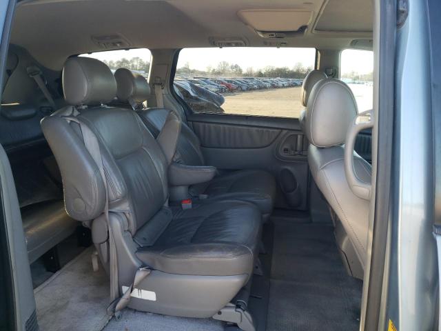 Photo 11 from auction – 2005 TOYOTA SIENNA XLE with VIN 5TDBA22C85S036788