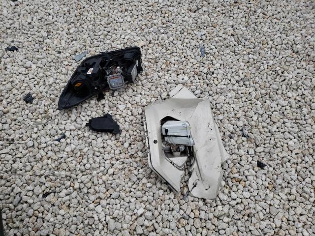 Photo 13 from auction – 2018 FORD ESCAPE TIT with VIN 1FMCU0J91JUD29049