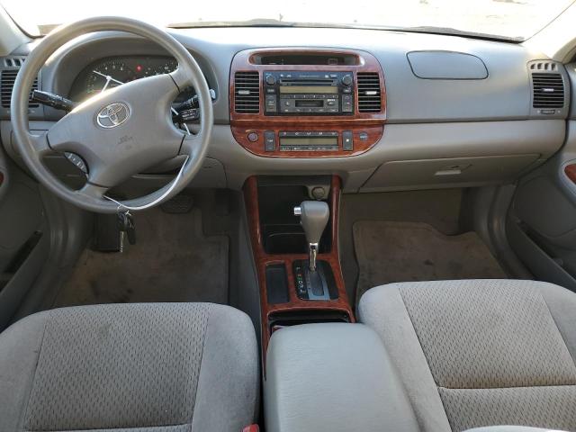 Photo 8 from auction – 2004 TOYOTA CAMRY LE with VIN 4T1BE30K74U794924