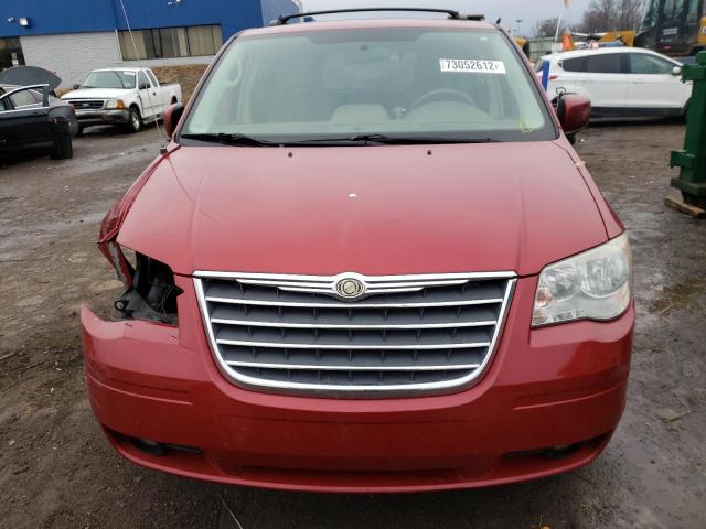 Photo 5 from auction – 2010 CHRYSLER TOWN & COU with VIN 2A4RR5D12AR150285