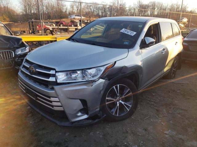 TOYOTA HIGHLANDER 2018 with VIN 5TDBZRFH7JS883254 - Photo from auction
