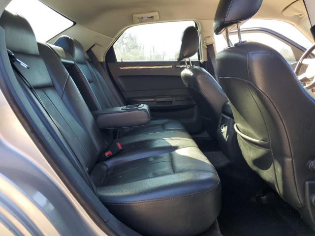 Photo 10 from auction – 2010 CHRYSLER 300 TOURIN with VIN 2C3CA5CV1AH232235