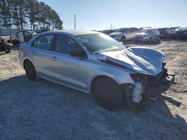Photo 4 from auction – 2014 VOLKSWAGEN JETTA BASE with VIN 3VW2K7AJ4EM300242