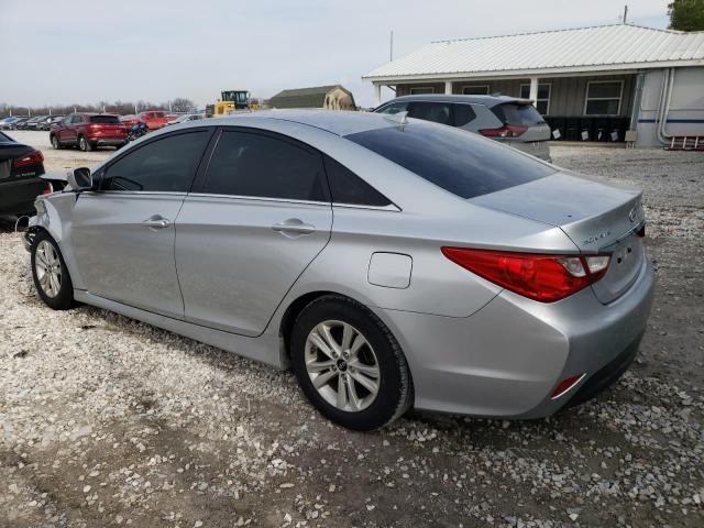 Photo 2 from auction – 2014 HYUNDAI UK with VIN 5NPEB4AC2EH907892