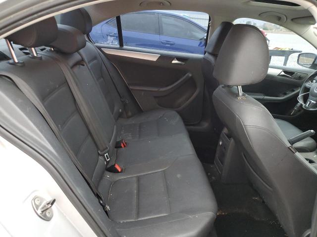 Photo 10 from auction – 2011 VOLKSWAGEN JETTA SEL with VIN 3VWLZ7AJ8BM323745