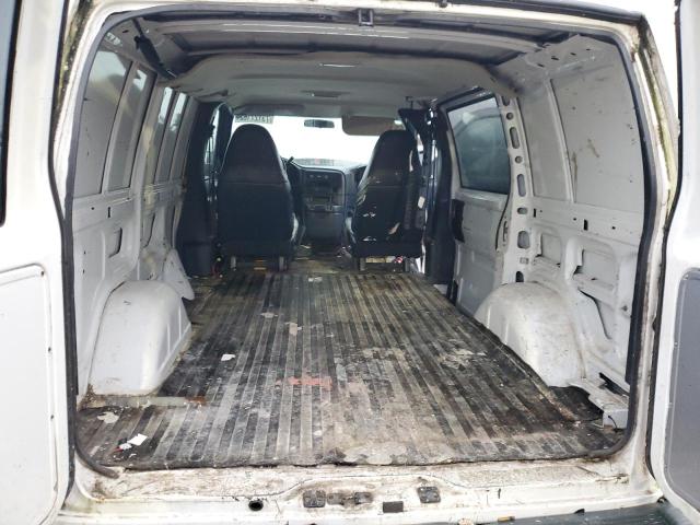 Photo 10 from auction – 2003 CHEVROLET ASTRO with VIN 1GCDM19X03B127822