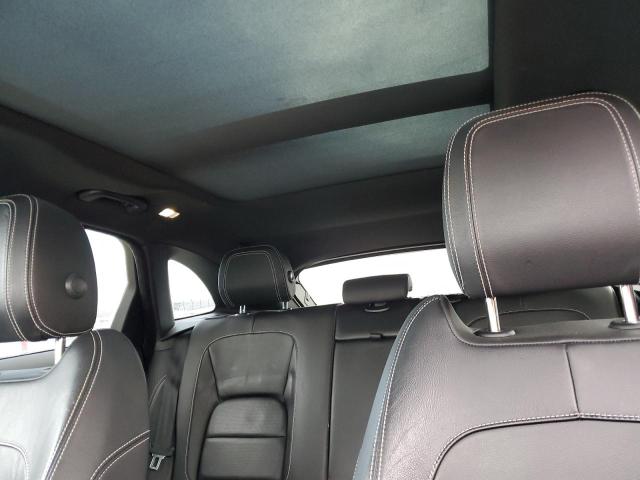 Photo 10 from auction – 2017 JAGUAR F-PACE R - with VIN SADCL2BV3HA070899