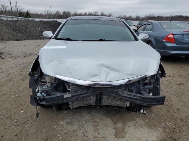 Photo 5 from auction – 2014 HYUNDAI SONATA SE with VIN 5NPEC4AC8EH819989