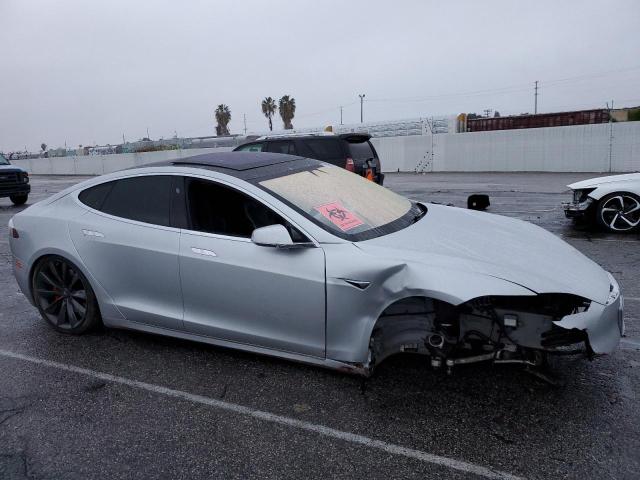 Photo 4 from auction – 2016 TESLA MODEL S with VIN 5YJSA1E44GF175211