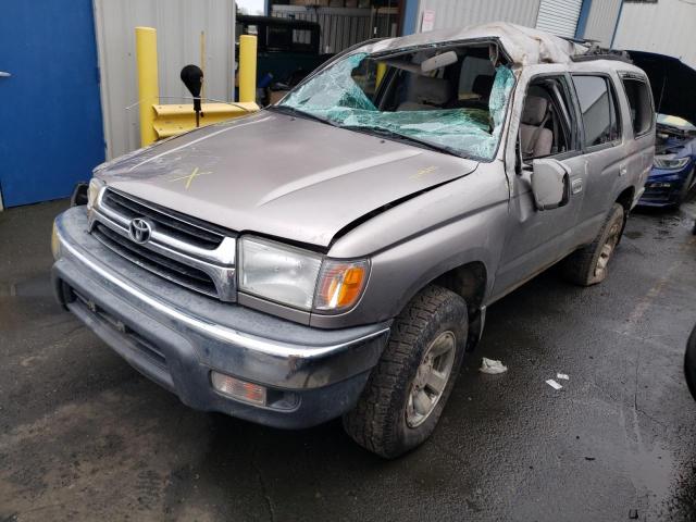 TOYOTA 4RUNNER SR 2001 with VIN JT3GN86R810216432 - Photo from auction