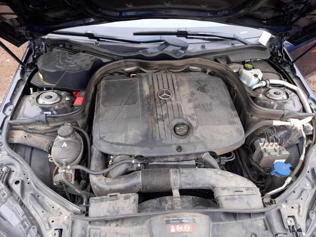 Photo 11 from auction – 2015 MERCEDES-BENZ E 250 BLUE with VIN WDDHF0EB8FB136598